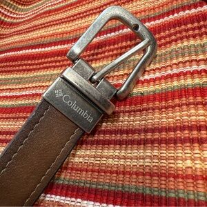 Columbia Men's Size 26-28 Brown/Black Reversible Belt w/ Silver Buckle